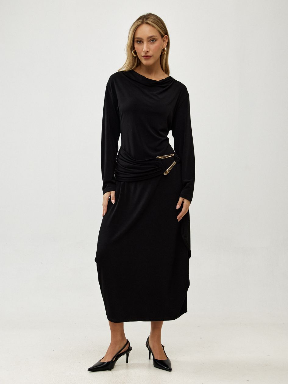 שמלה חגורה אבזם